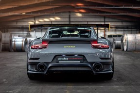 -中国足球市场化程度低，中国足球市场规模