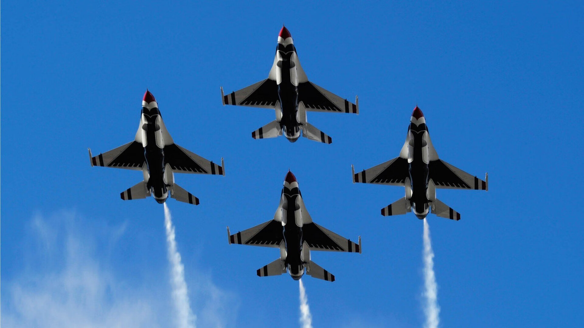 篮网新人首次出场表现超预期赢得掌声,篮网新赛季球员